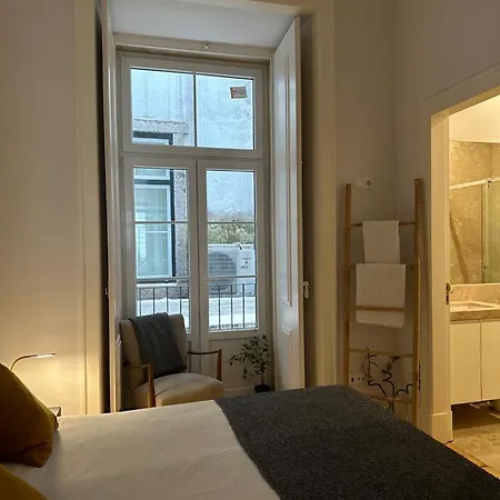 Апартаменты Apartamento Agradavel No Centro Historico De Лиссабон