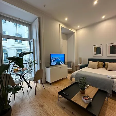 Apartment Apartamento Agradavel No Centro Historico De Lisbon